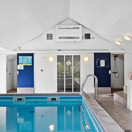 2 Bedroom Lovely In Tatil Evi Blåvand